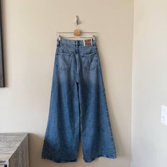 MOTHER
SNACKS! The Sugar Cone Skimp Jeans - Picture 11 of 14